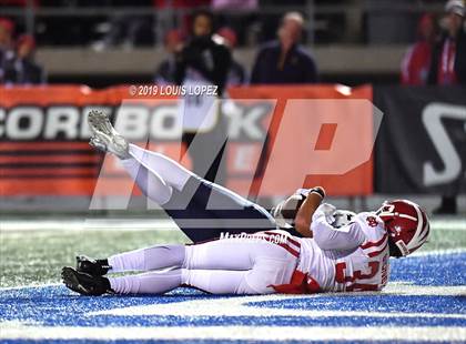 Thumbnail 2 in Mater Dei vs. St. John Bosco (CIF SS DIV 1 Championship Final) photogallery.