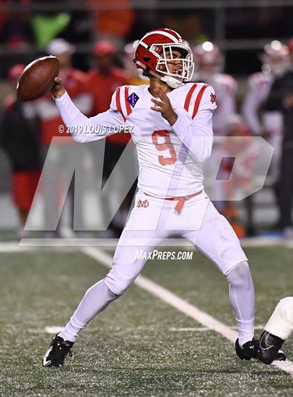 Thumbnail 1 in Mater Dei vs. St. John Bosco (CIF SS DIV 1 Championship Final) photogallery.