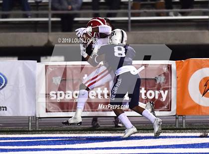 Thumbnail 3 in Mater Dei vs. St. John Bosco (CIF SS DIV 1 Championship Final) photogallery.