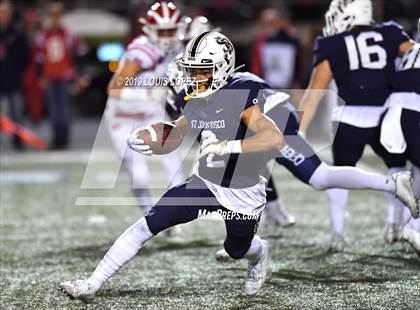 Thumbnail 3 in Mater Dei vs. St. John Bosco (CIF SS DIV 1 Championship Final) photogallery.