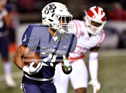 Thumbnail 3 in Mater Dei vs. St. John Bosco (CIF SS DIV 1 Championship Final) photogallery.