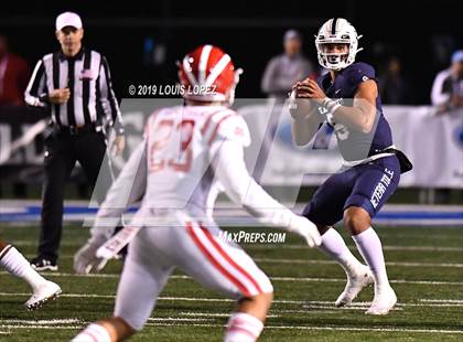 Thumbnail 2 in Mater Dei vs. St. John Bosco (CIF SS DIV 1 Championship Final) photogallery.