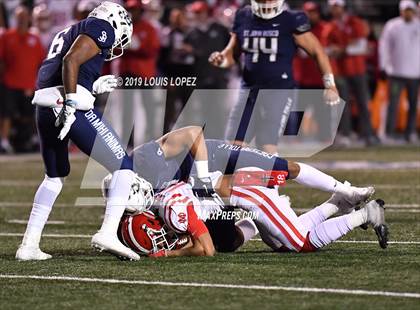 Thumbnail 1 in Mater Dei vs. St. John Bosco (CIF SS DIV 1 Championship Final) photogallery.