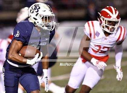 Thumbnail 3 in Mater Dei vs. St. John Bosco (CIF SS DIV 1 Championship Final) photogallery.