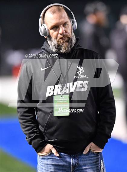 Thumbnail 3 in Mater Dei vs. St. John Bosco (CIF SS DIV 1 Championship Final) photogallery.