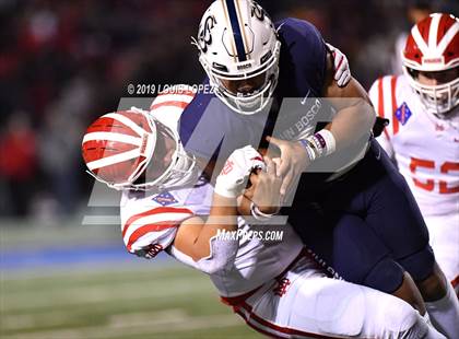 Thumbnail 2 in Mater Dei vs. St. John Bosco (CIF SS DIV 1 Championship Final) photogallery.