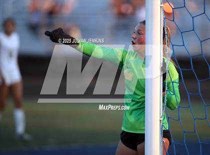 Thumbnail 3 in Rocky Mountain @ Meridian photogallery.