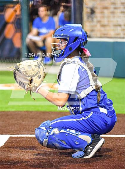 Thumbnail 2 in Gonzales vs Needville (UIL 4A Region IV Area)  photogallery.
