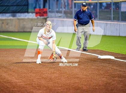 Thumbnail 1 in Gonzales vs Needville (UIL 4A Region IV Area)  photogallery.