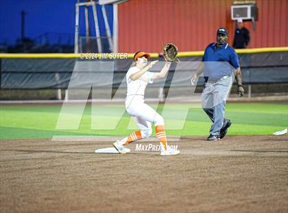 Thumbnail 2 in Gonzales vs Needville (UIL 4A Region IV Area)  photogallery.