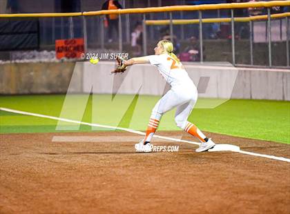 Thumbnail 3 in Gonzales vs Needville (UIL 4A Region IV Area)  photogallery.