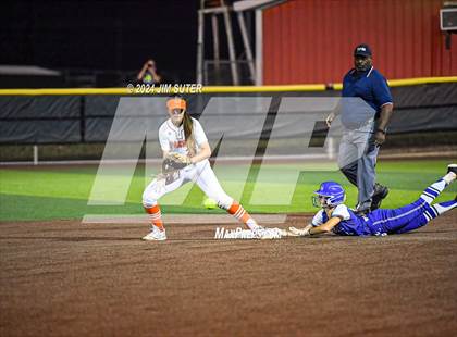 Thumbnail 1 in Gonzales vs Needville (UIL 4A Region IV Area)  photogallery.