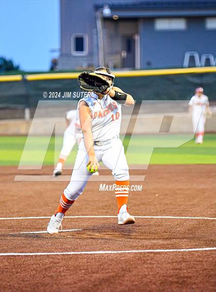 Thumbnail 2 in Gonzales vs Needville (UIL 4A Region IV Area)  photogallery.