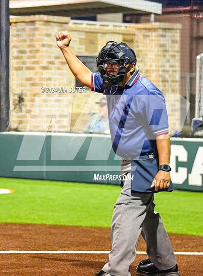 Thumbnail 2 in Gonzales vs Needville (UIL 4A Region IV Area)  photogallery.