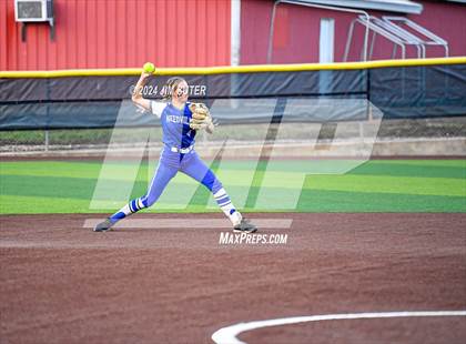 Thumbnail 1 in Gonzales vs Needville (UIL 4A Region IV Area)  photogallery.