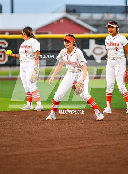 Thumbnail 1 in Gonzales vs Needville (UIL 4A Region IV Area)  photogallery.