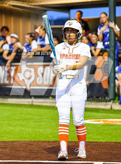 Thumbnail 3 in Gonzales vs Needville (UIL 4A Region IV Area)  photogallery.