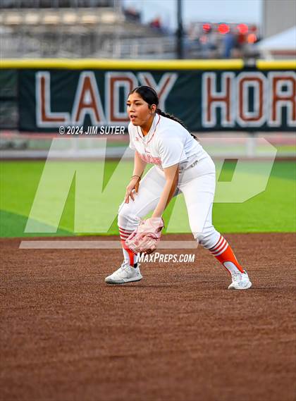 Thumbnail 1 in Gonzales vs Needville (UIL 4A Region IV Area)  photogallery.