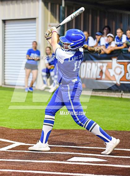 Thumbnail 2 in Gonzales vs Needville (UIL 4A Region IV Area)  photogallery.