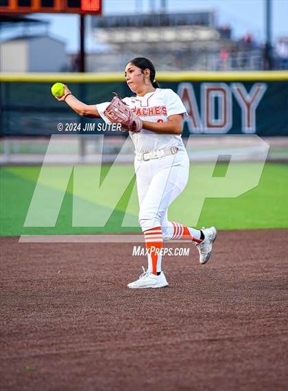 Thumbnail 2 in Gonzales vs Needville (UIL 4A Region IV Area)  photogallery.