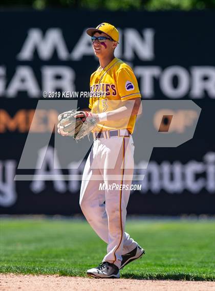 Thumbnail 3 in Rye vs. Fowler (CHSAA 2A Semifinal Playoff) photogallery.