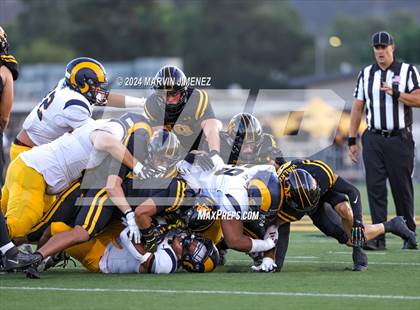 Thumbnail 2 in Millikan @ Newbury Park photogallery.