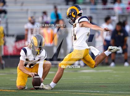 Thumbnail 1 in Millikan @ Newbury Park photogallery.