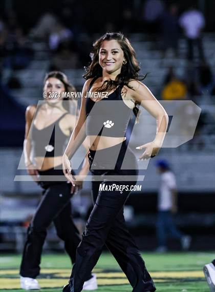 Thumbnail 3 in Millikan @ Newbury Park photogallery.
