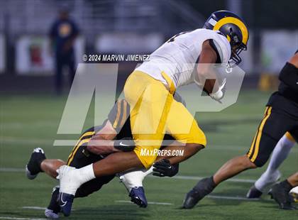 Thumbnail 1 in Millikan @ Newbury Park photogallery.