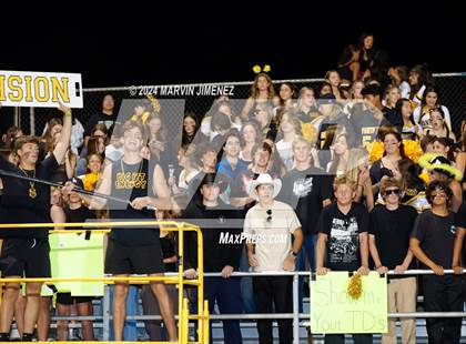 Thumbnail 1 in Millikan @ Newbury Park photogallery.