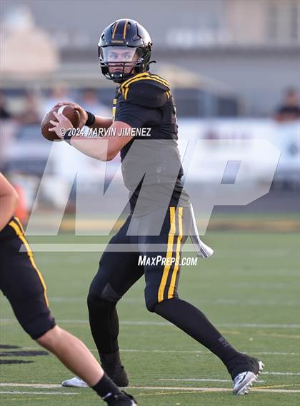 Thumbnail 1 in Millikan @ Newbury Park photogallery.