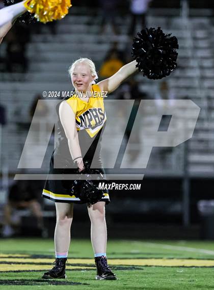 Thumbnail 3 in Millikan @ Newbury Park photogallery.