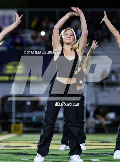 Thumbnail 2 in Millikan @ Newbury Park photogallery.