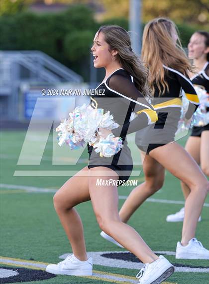 Thumbnail 2 in Millikan @ Newbury Park photogallery.