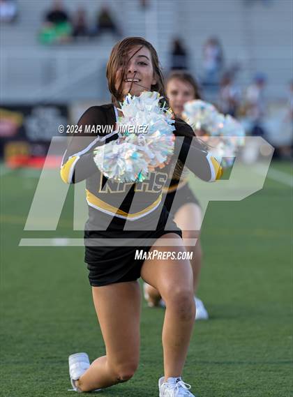 Thumbnail 1 in Millikan @ Newbury Park photogallery.