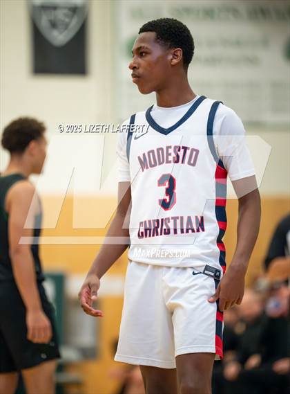 Thumbnail 2 in Modesto Christian vs. St. Joseph (MLK Classic) photogallery.