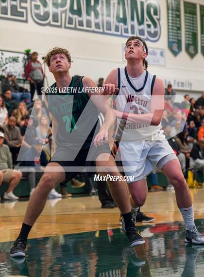 Thumbnail 2 in Modesto Christian vs. St. Joseph (MLK Classic) photogallery.