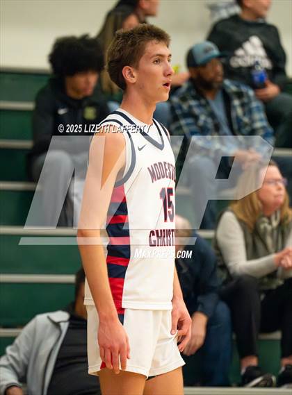 Thumbnail 2 in Modesto Christian vs. St. Joseph (MLK Classic) photogallery.