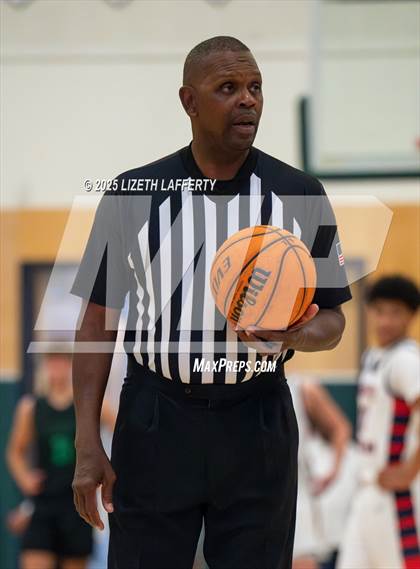 Thumbnail 3 in Modesto Christian vs. St. Joseph (MLK Classic) photogallery.