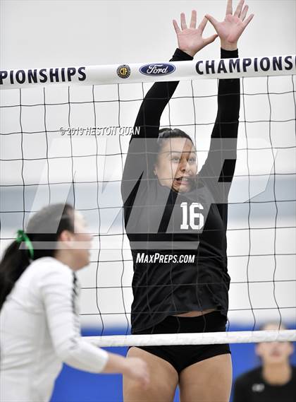 Thumbnail 1 in Ontario Christian vs. Paloma Valley (CIF-SS D3 Final) photogallery.