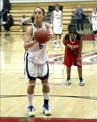 Thumbnail 3 in Santa Margarita vs. Morningside (Sec. IIIAAA Final) photogallery.