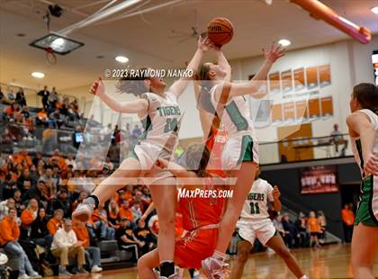 Thumbnail 2 in Hamilton Heights vs. Yorktown (IHSAA Class 3A Sectional Championship) photogallery.