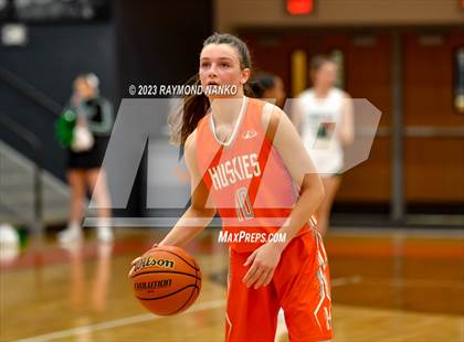Thumbnail 3 in Hamilton Heights vs. Yorktown (IHSAA Class 3A Sectional Championship) photogallery.