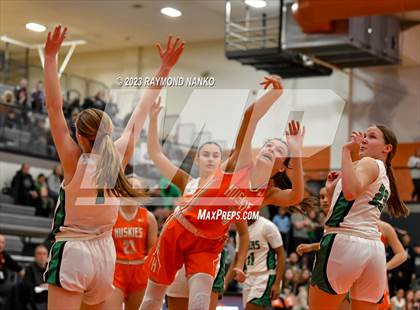 Thumbnail 2 in Hamilton Heights vs. Yorktown (IHSAA Class 3A Sectional Championship) photogallery.