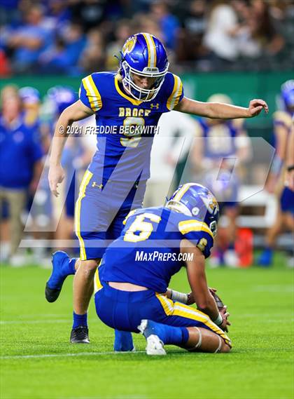 Thumbnail 2 in Whitesboro vs. Brock (UIL 3A D1 Quarterfinal) photogallery.