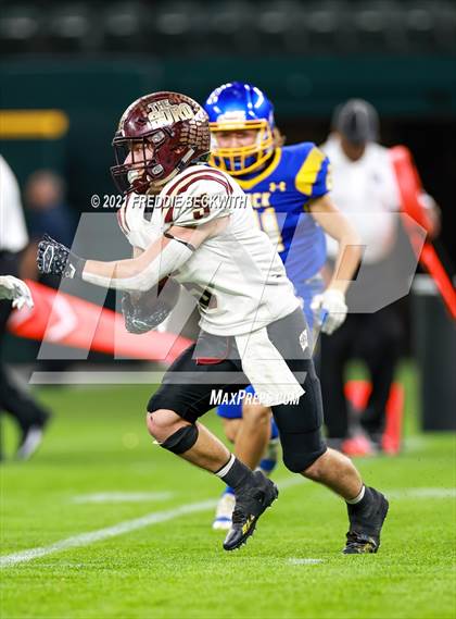 Thumbnail 2 in Whitesboro vs. Brock (UIL 3A D1 Quarterfinal) photogallery.