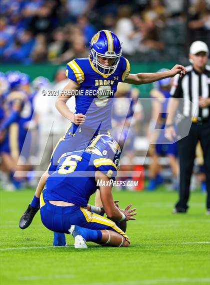 Thumbnail 3 in Whitesboro vs. Brock (UIL 3A D1 Quarterfinal) photogallery.