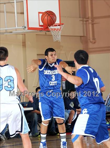Thumbnail 3 in Valley vs. Cathedral City (MaxPreps Holiday Classic) photogallery.