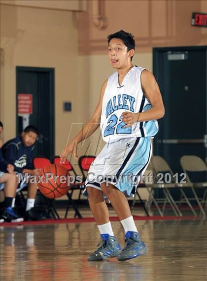 Thumbnail 3 in Valley vs. Cathedral City (MaxPreps Holiday Classic) photogallery.