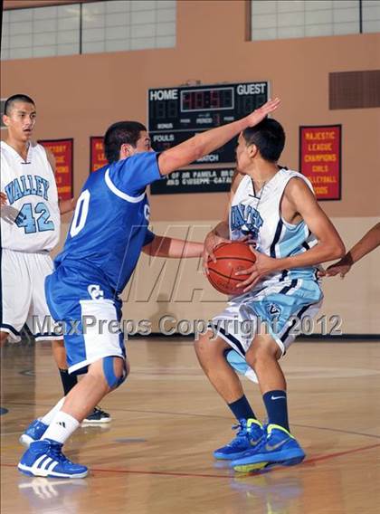 Thumbnail 1 in Valley vs. Cathedral City (MaxPreps Holiday Classic) photogallery.